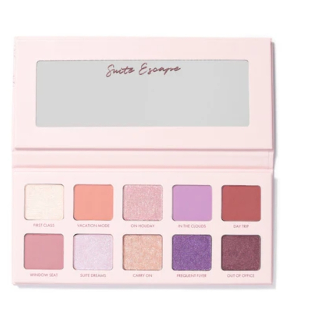 NWT Wander Beauty Suite Escape Palette